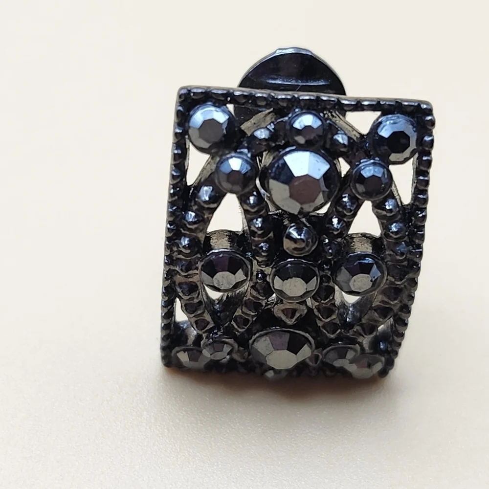 vintage Black Crystal Clip Earrings